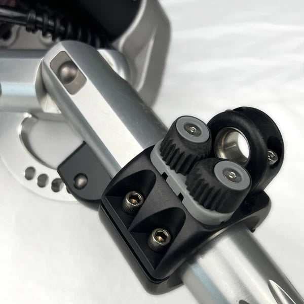 Load image into Gallery viewer, Dredge Lock – Heavy-Duty Dredge &amp; Teaser Securing System
