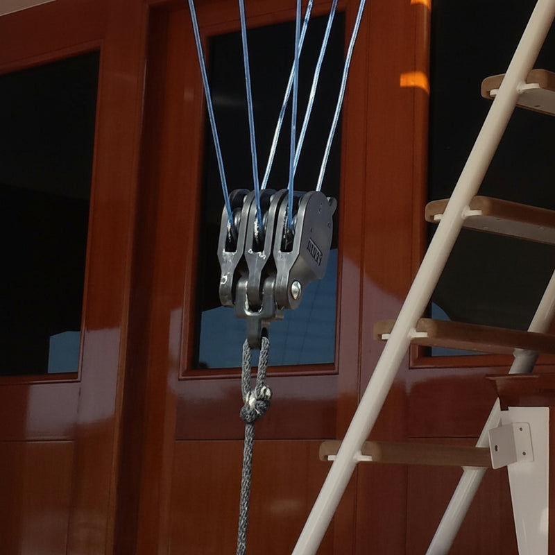Load image into Gallery viewer, Double Halyard Line Lock Only - Rupp Lok-Ups
